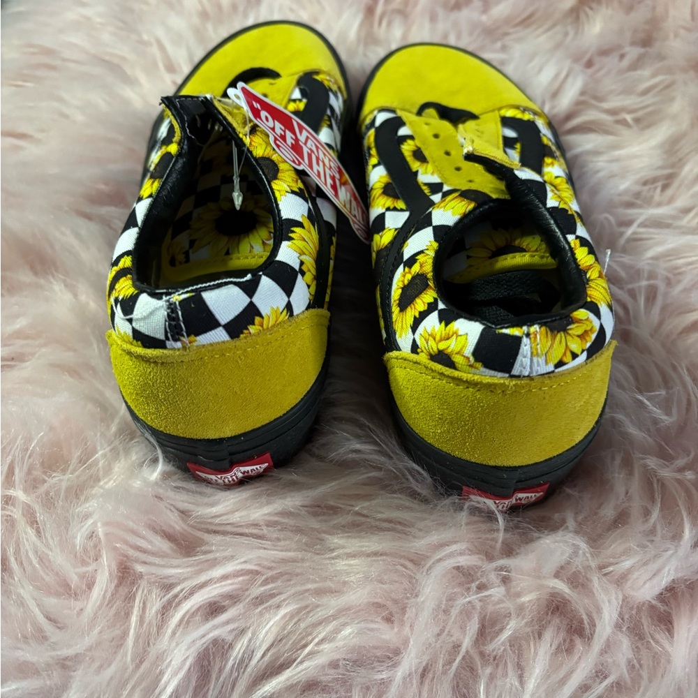 Vans womens  Sunflower Checkered Sneakers - Yellow and Black